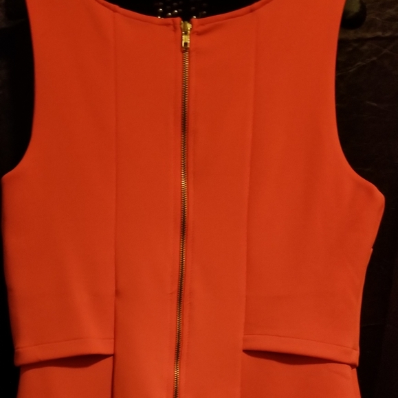 Dress - Picture 4 of 8